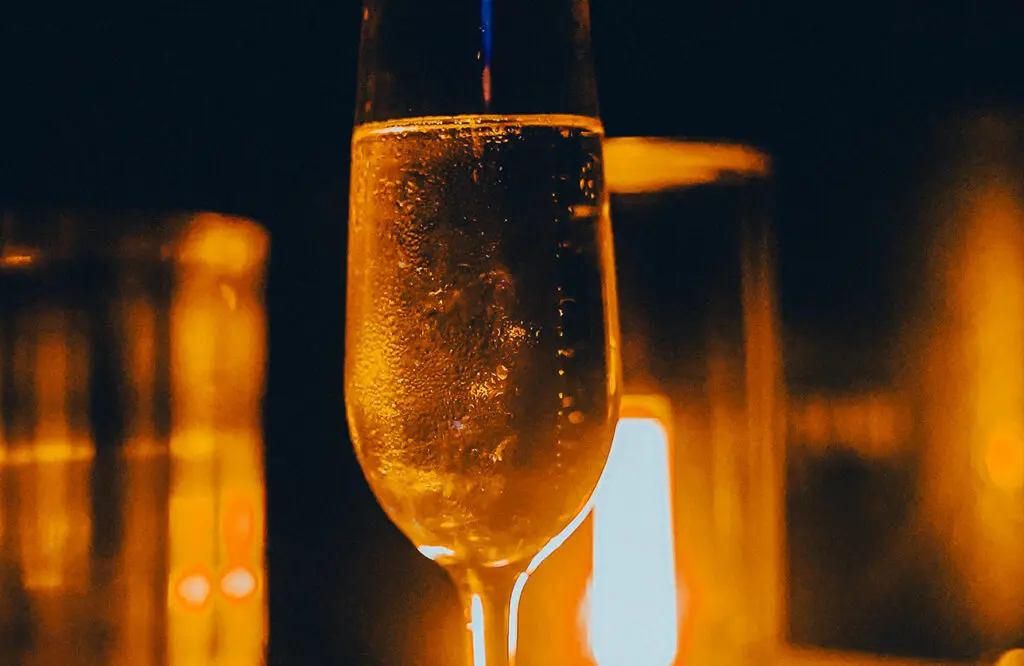 champagne night